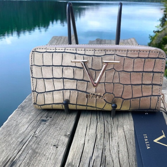 Versace Leather Wallet - Picture 7 of 11